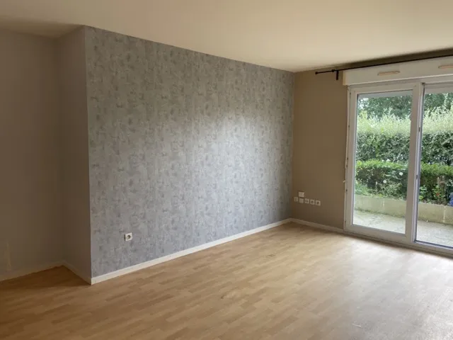 avant-renovation-piece-de-vie