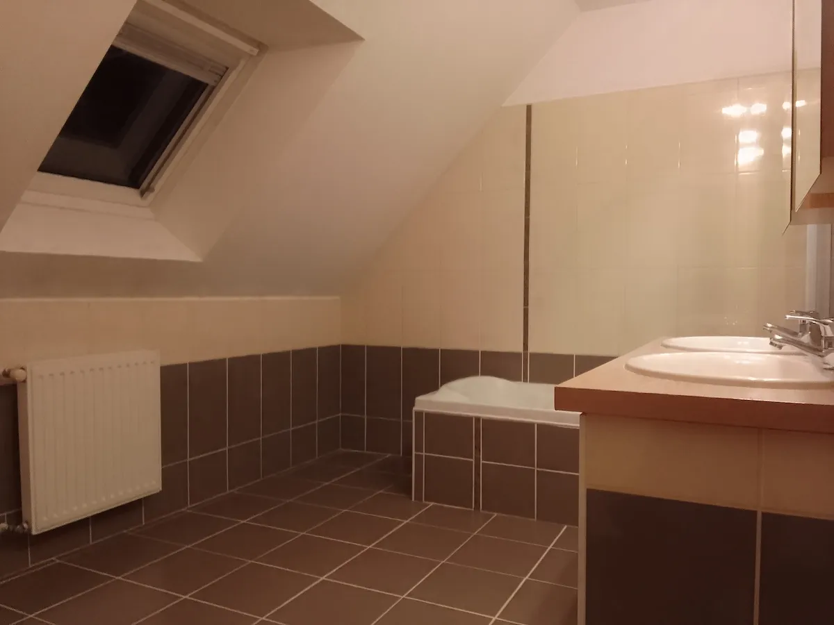 avant-salle-de-bain-cesson-sevigne
